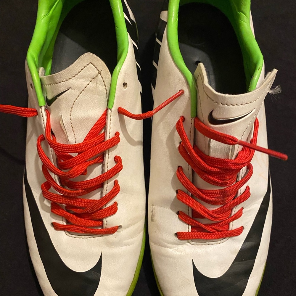 Nike Men's mercurial indoor shoes
